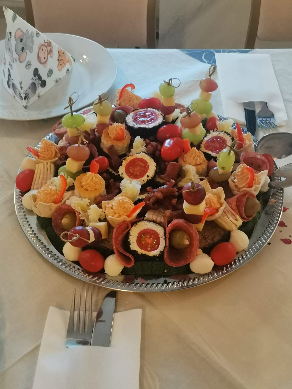 Kalte Platte mit Vorspeisen — Gasthaus Sternen